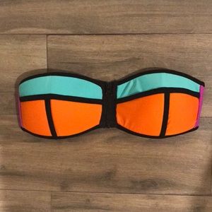 Bathing Suit Top (M)